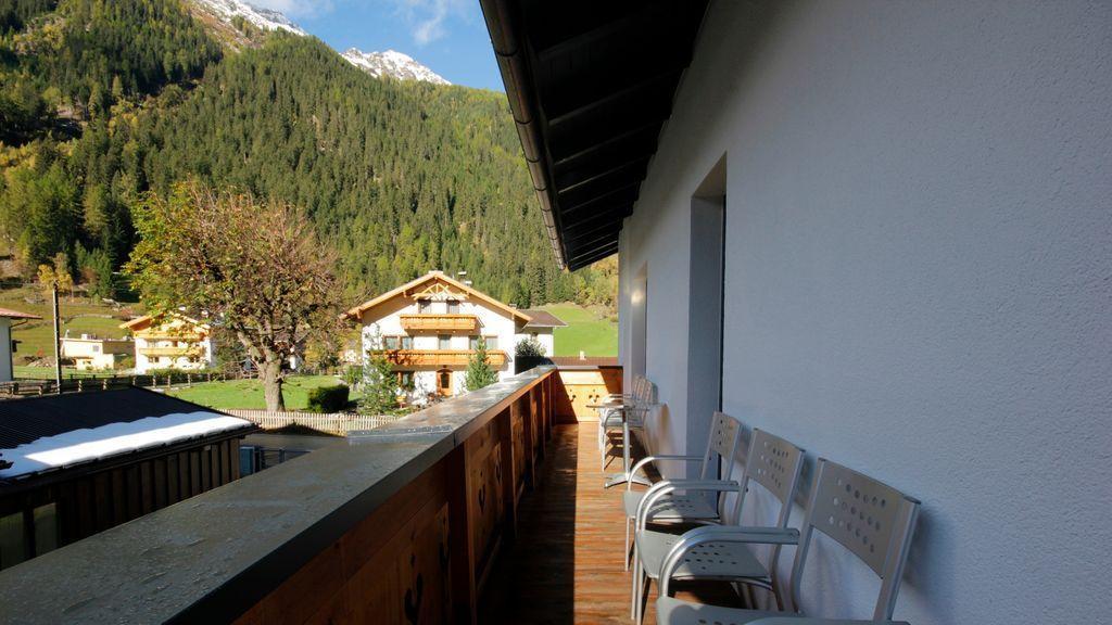Haus Alpenglueck Lägenhet Kaunertal Exteriör bild